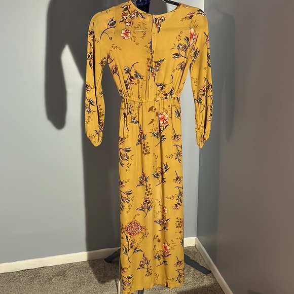 Peyton Bre Yellow Floral Romper Size 12 - Picture 8 of 11